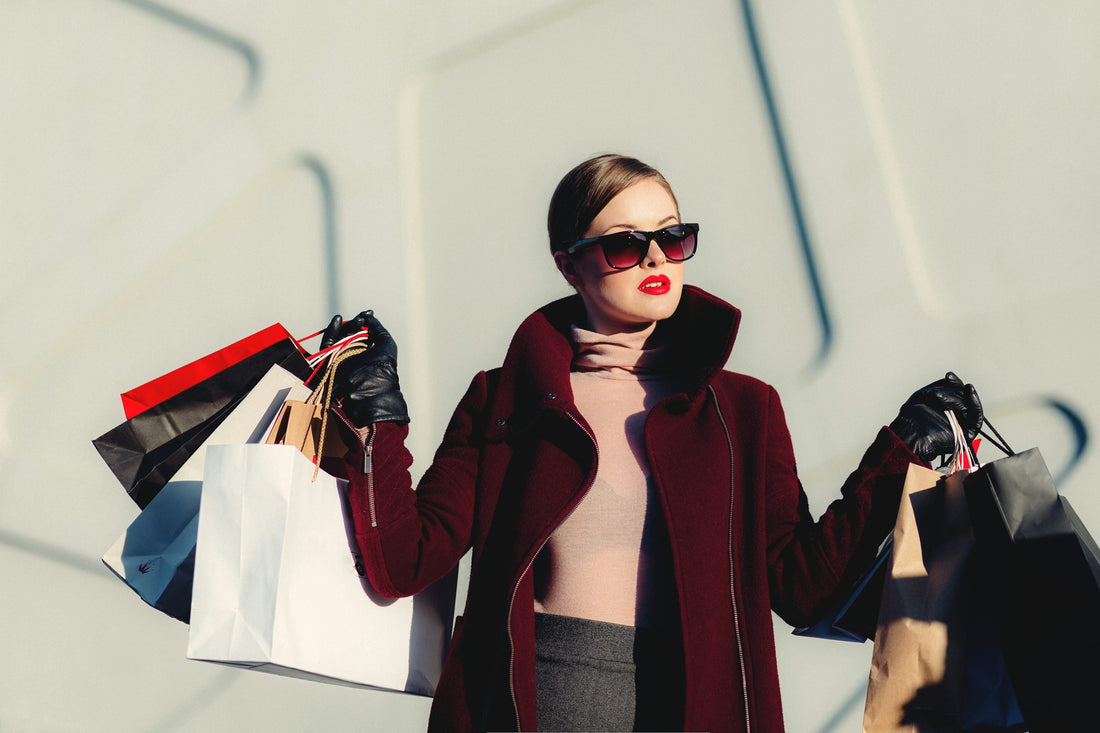 Women's Clothes Online made really easy: simple tips to pick the right style. Discover perfect outfits and match your personality.