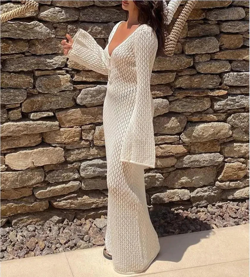 Shop a Deep V Neck Beach Dress online in the USA. Discover chic long-sleeve styles made for stylish beach trips and holidays!