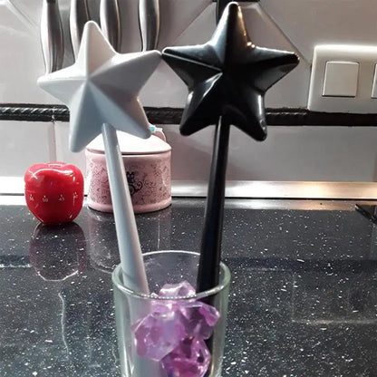 New Portable Salt Pepper Shakers Refillable Magical Star Wand Spice Dispenser Seasoning Shaker Set Kitchen & Dining BBQ Supplies