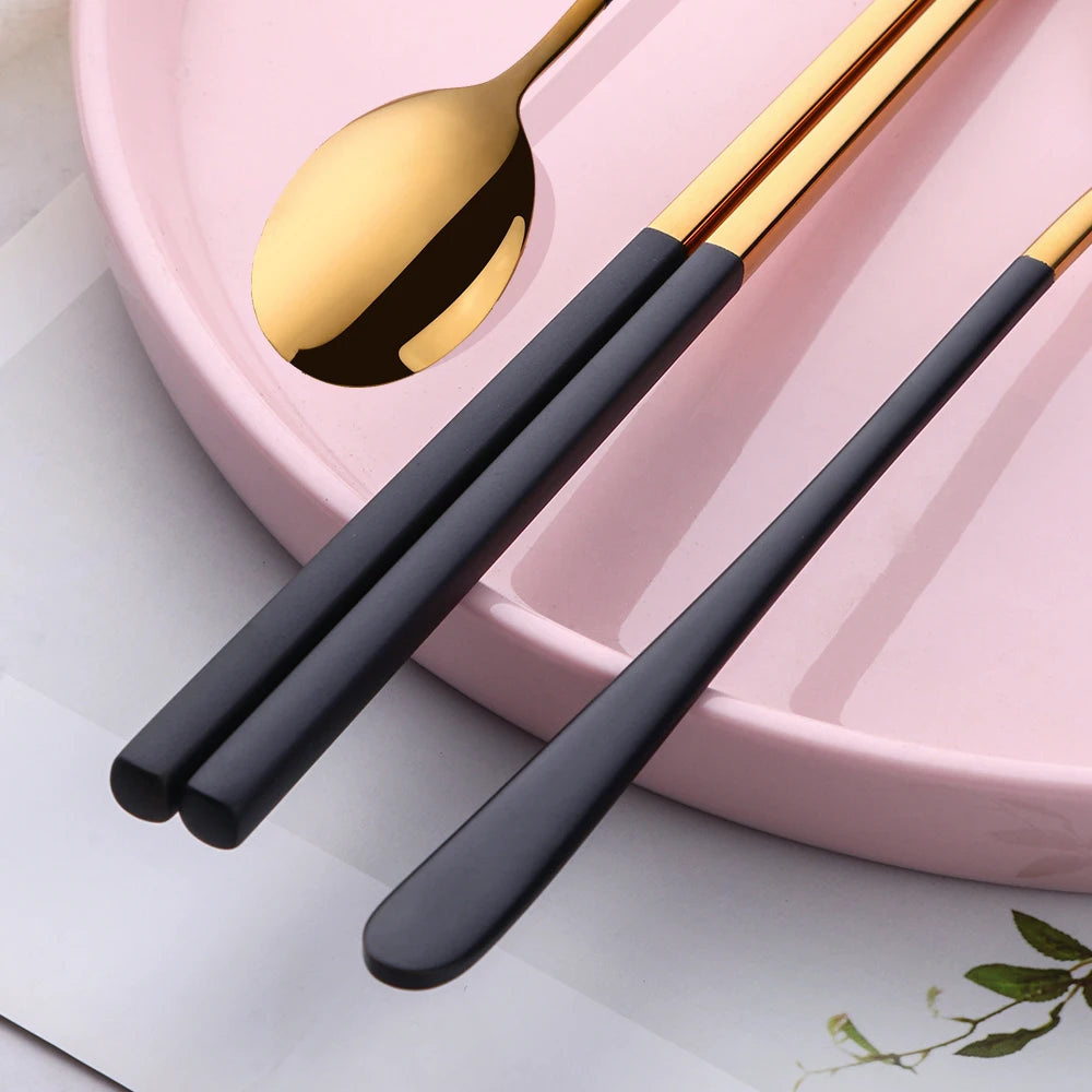 2Pcs 18/8 Stainless Steel Cutlery Set Sushi Sticks Coffee Tea Spoons Set Dinnerware Korean Chopsticks Dessert Spoon Flatware Set