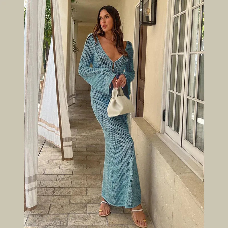 Shop a Deep V Neck Beach Dress online in the USA. Discover chic long-sleeve styles made for stylish beach trips and holidays!